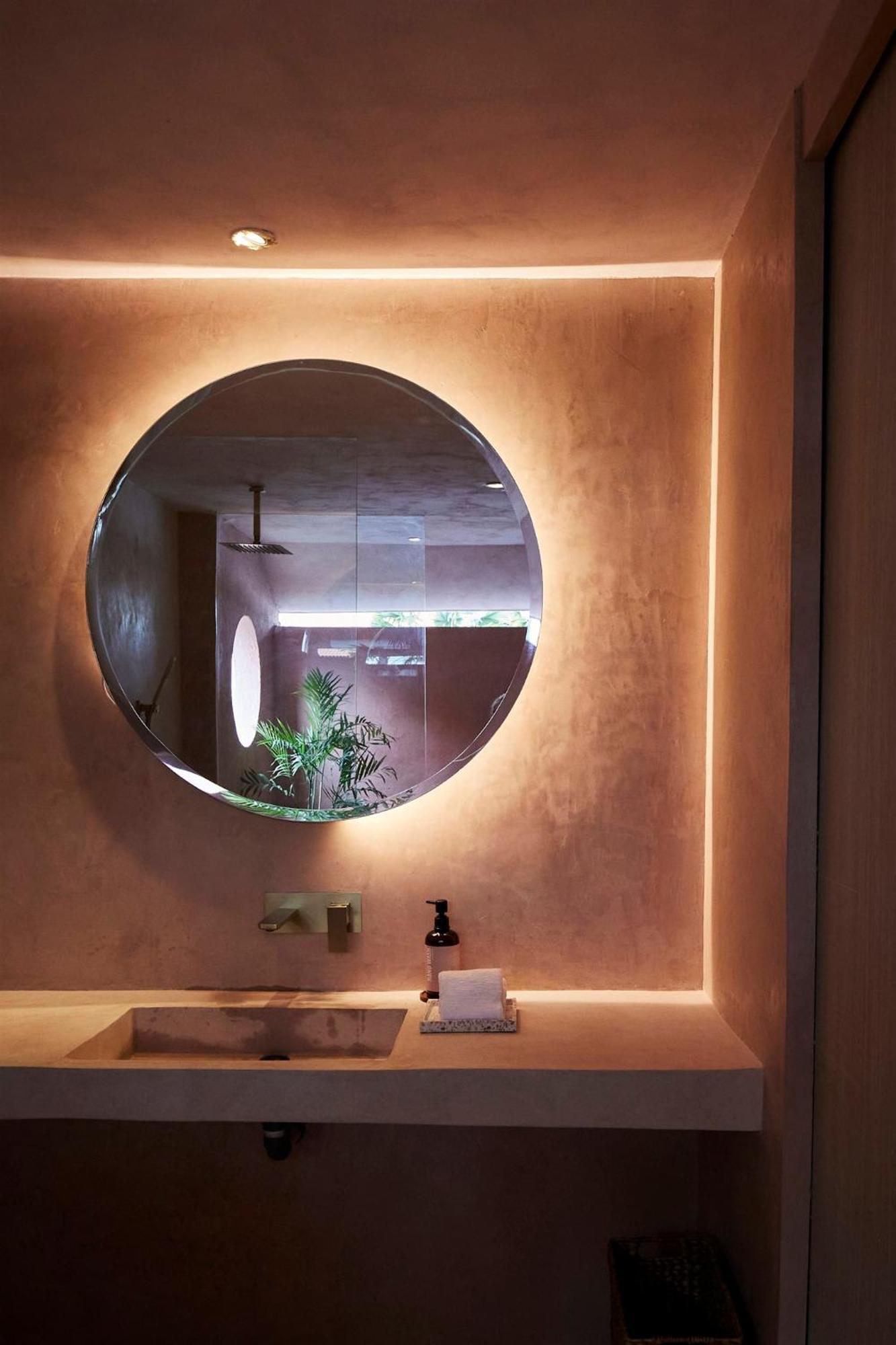 Neon Rose Motel Canggu Dış mekan fotoğraf